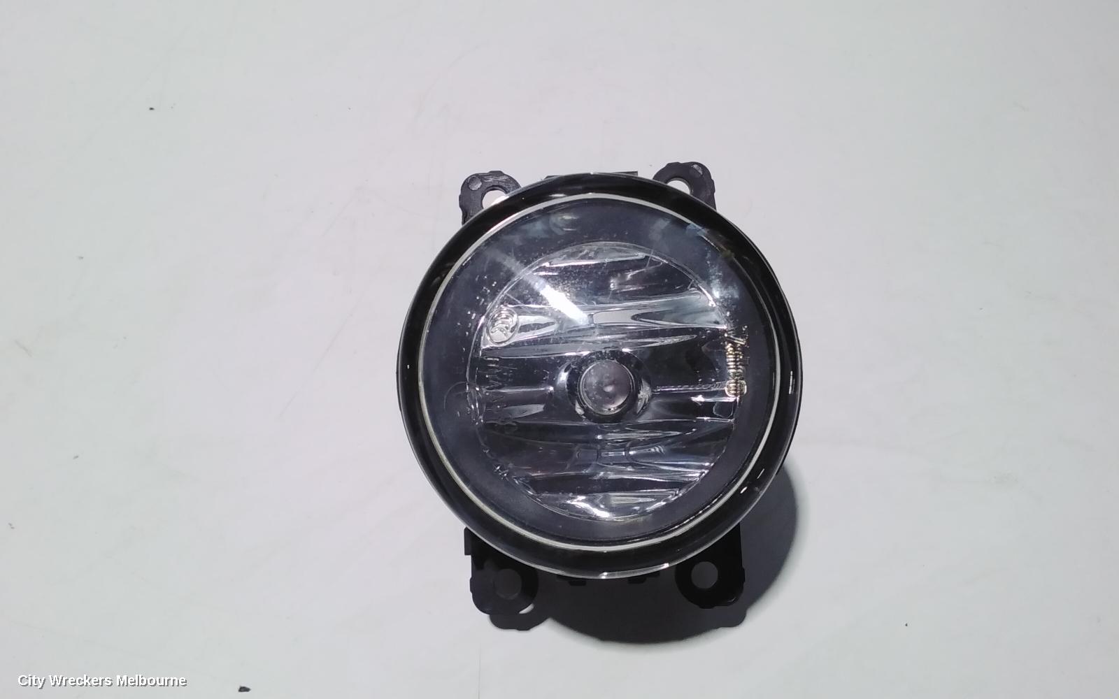 RENAULT MEGANE RIGHT INDICATOR/FOG/SIDE, BUMPER FOGLAMP, X32/B95/K95, 5DR HATCH/WAGON, 09/2010 - 06/2013