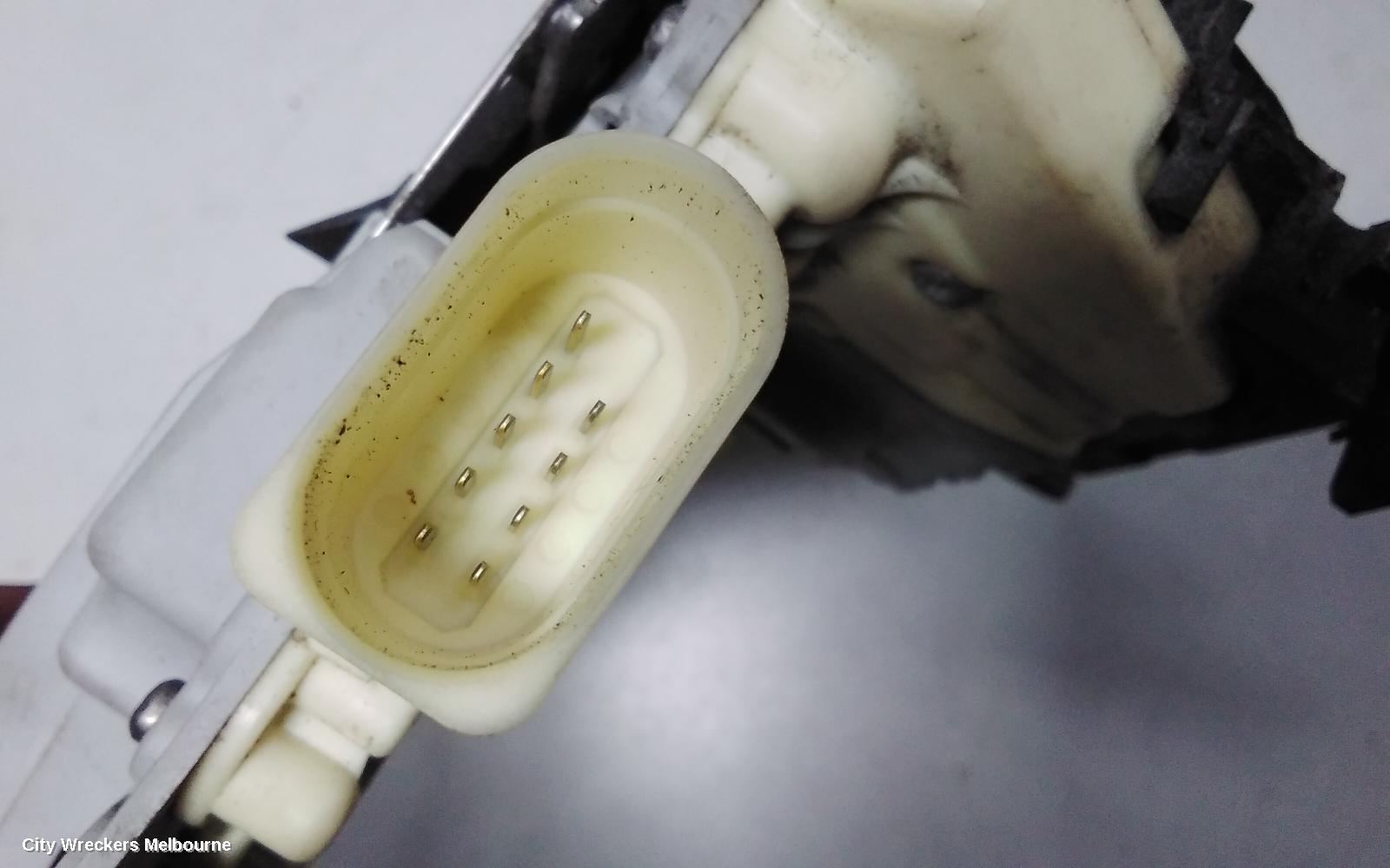 AUDI Q7 DOOR/BOOT/GATE LOCK, RIGHT FRONT DOOR LOCK, 4L, P/N 3C2837016A, 09/2006 - 11/2009