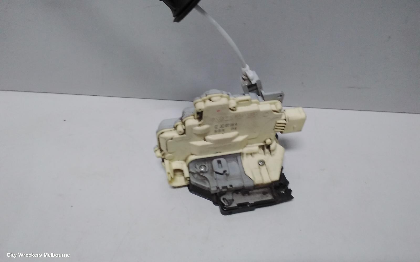 AUDI Q7 DOOR/BOOT/GATE LOCK, RIGHT FRONT DOOR LOCK, 4L, P/N 3C2837016A, 09/2006 - 11/2009