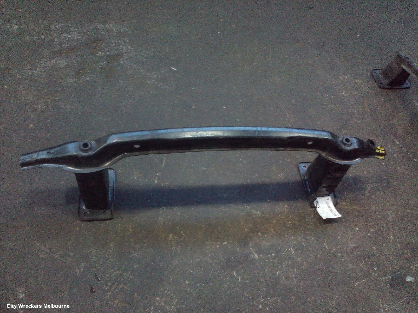 BMW X5 F/BAR REINFORC/BRACK, STEEL SECTION, E70, EARLY 02/2006 - 03/2010