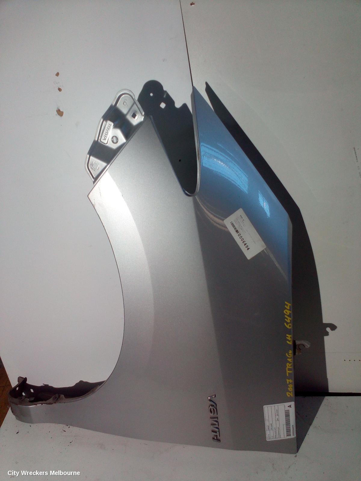 TOYOTA TARAGO LEFT GUARD, ACR50R, 03/2006 - 06/2020
