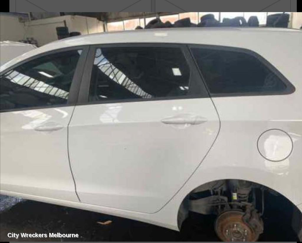 HYUNDAI I30 COMBINATION SWITCH, FLASHER SWITCH, W/ FOGLAMP TYPE, (VIN KMHD), GD, 03/2012 - 02/2017