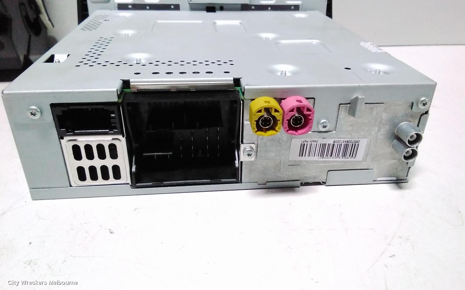 AUDI A1 RADIO/CD/DVD/SAT/TV, RADIO CONTROL UNIT, 8X, NON ACTIVE SPEAKER TYPE (P/N 4G0035053E), 11/2011 - 11/2012