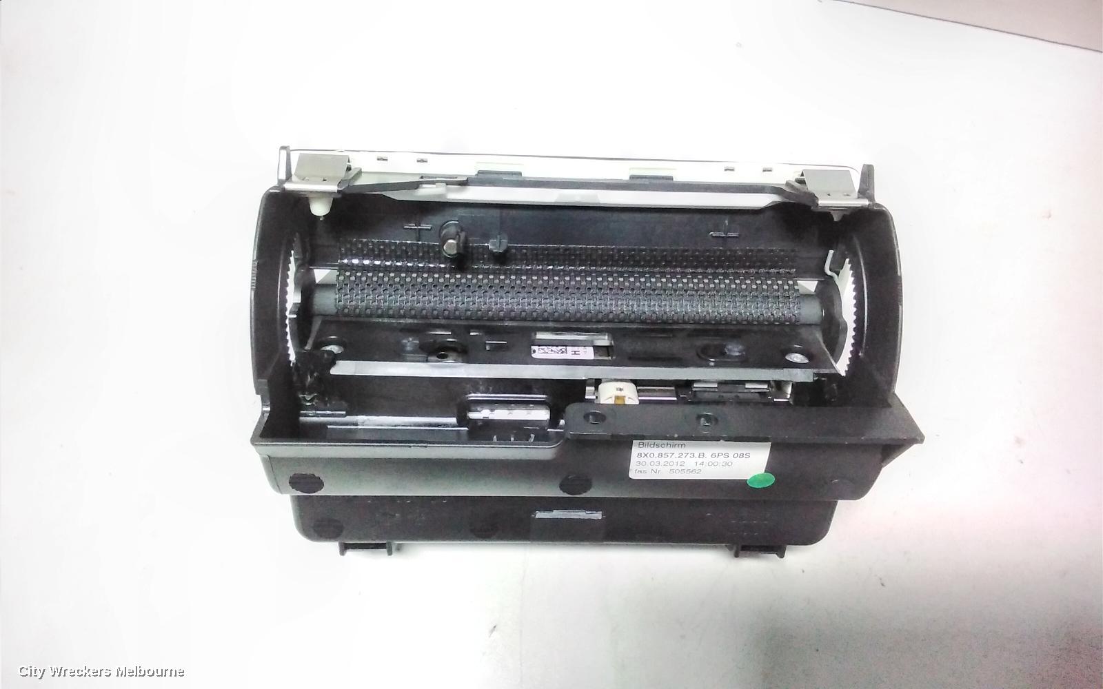 AUDI A1 RADIO/CD/DVD/SAT/TV, RADIO CONTROL UNIT, 8X, NON ACTIVE SPEAKER TYPE (P/N 4G0035053E), 11/2011 - 11/2012