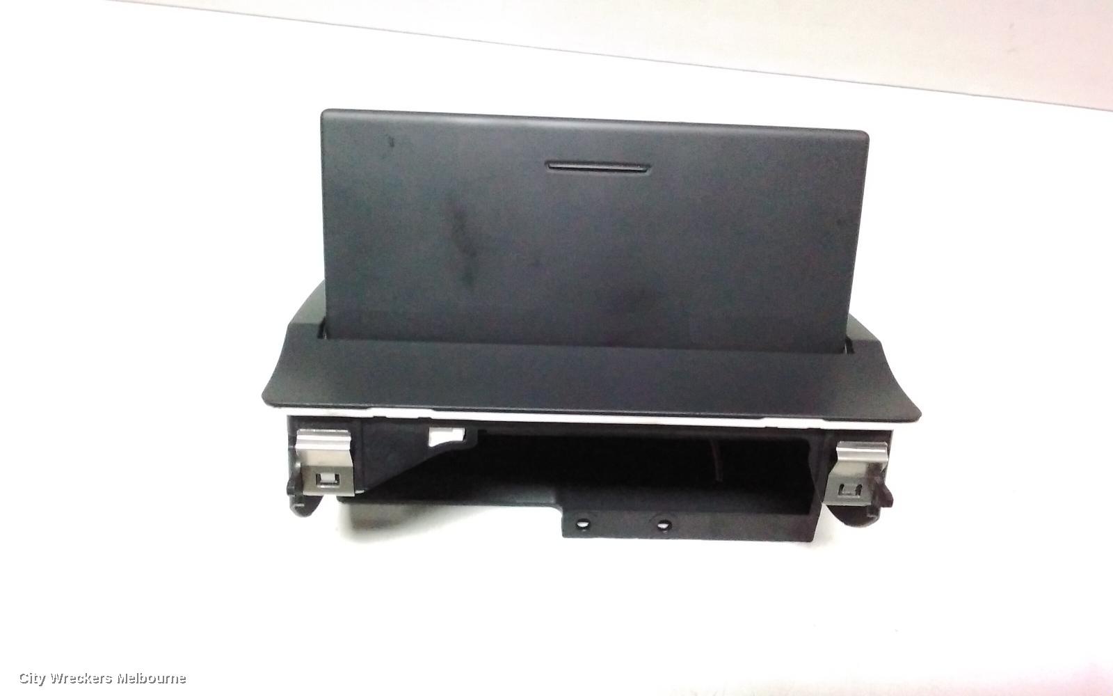AUDI A1 RADIO/CD/DVD/SAT/TV, RADIO CONTROL UNIT, 8X, NON ACTIVE SPEAKER TYPE (P/N 4G0035053E), 11/2011 - 11/2012
