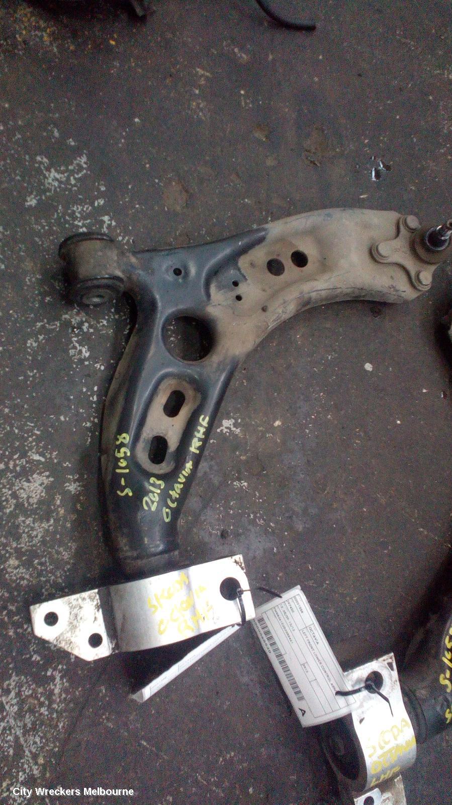 SKODA OCTAVIA RIGHT FRONT LOWER CONTROL ARM, 1Z, 05/2009 - 10/2013