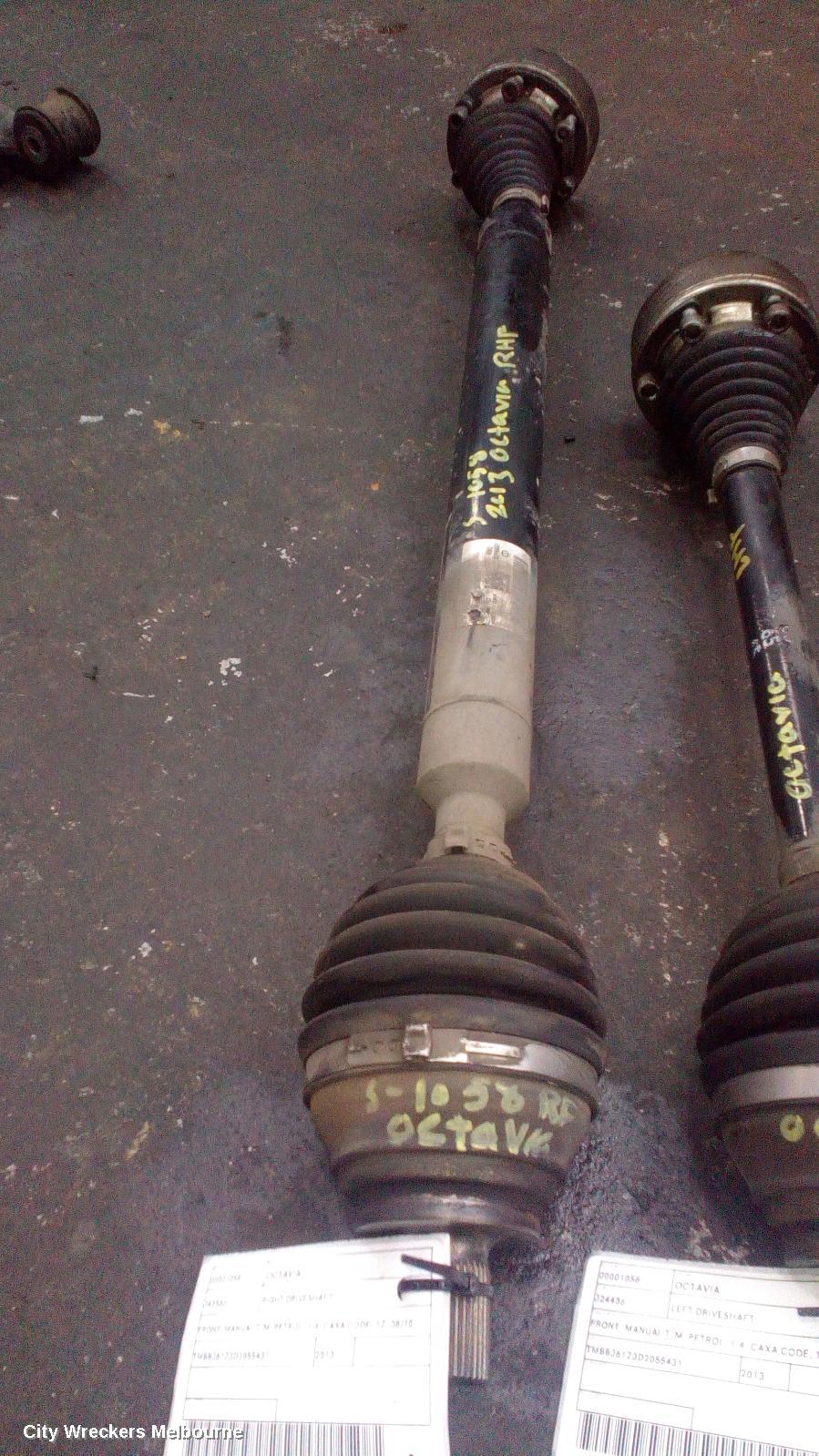 SKODA OCTAVIA RIGHT DRIVESHAFT, FRONT, MANUAL T/M, PETROL, 1.4, CAXA CODE, 1Z, 08/2010 - 10/2013
