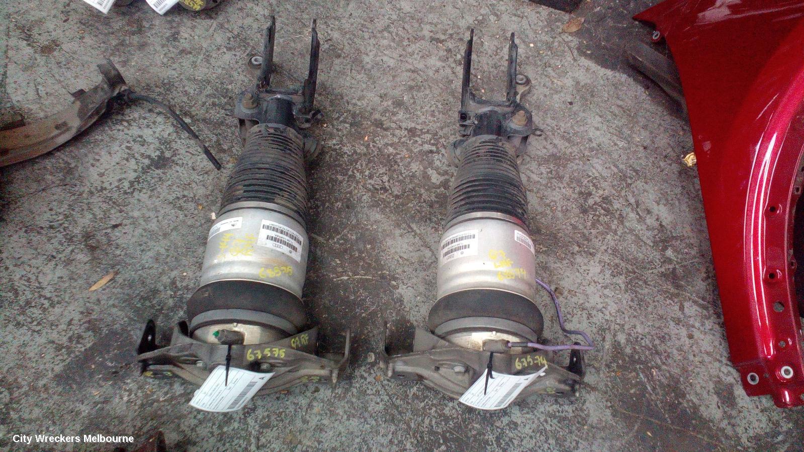 AUDI Q7 RIGHT FRONT STRUT, 4L, AIRBAG TYPE, 09/2006 - 08/2015