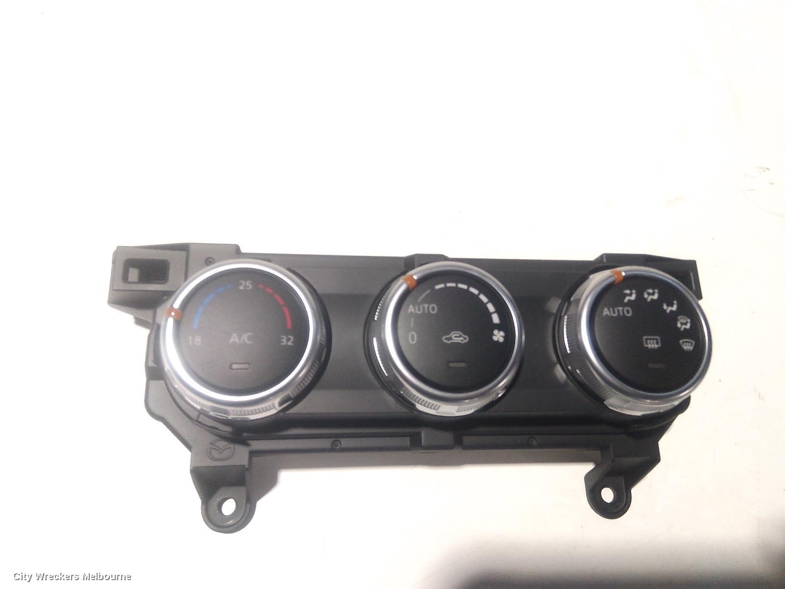 MAZDA CX3 HEATER/AC CONTROLS, DK, CLIMATE CONTROL TYPE, 03/2015 ONWARDS