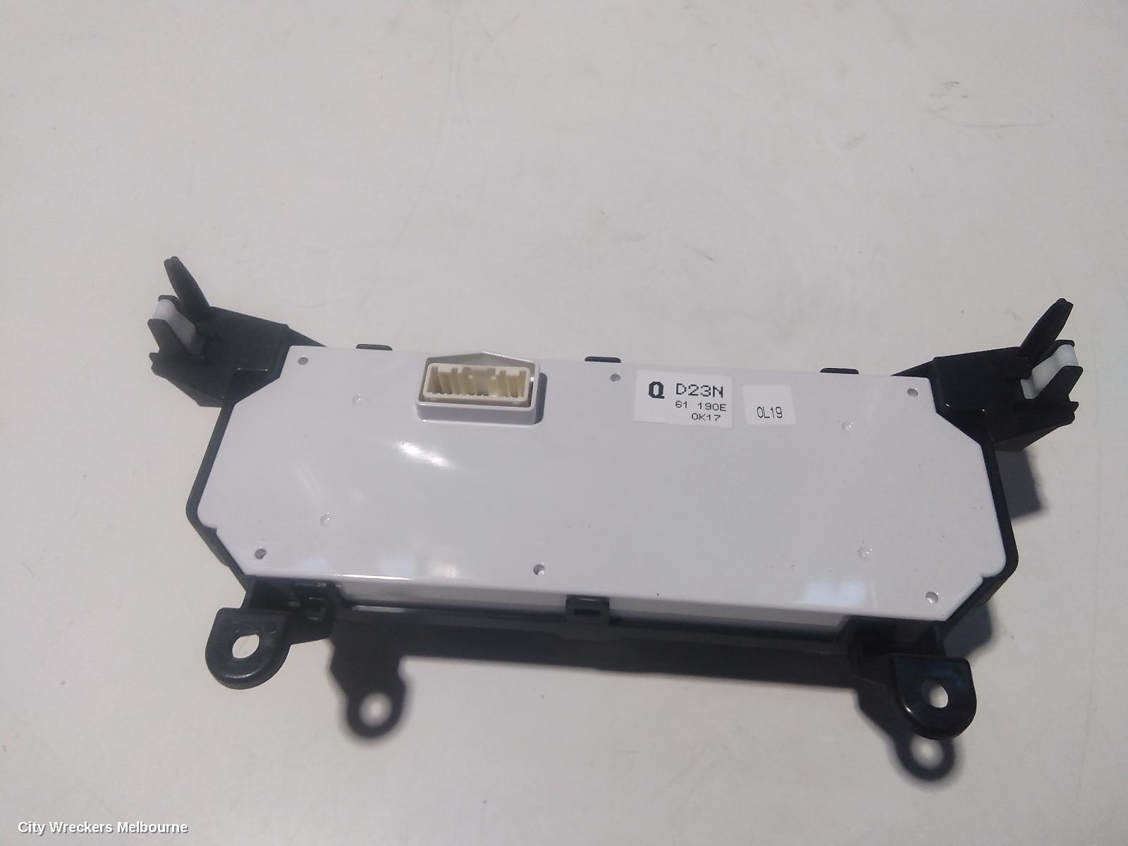 MAZDA CX3 HEATER/AC CONTROLS, DK, CLIMATE CONTROL TYPE, 03/2015 ONWARDS