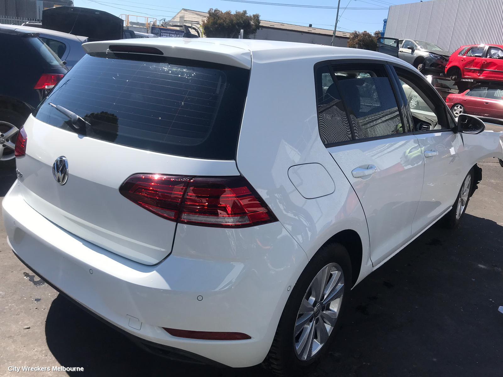 VOLKSWAGEN GOLF LEFT FRONT DOOR, GEN 7, 5DR HATCH, 12/2012 - 08/2020