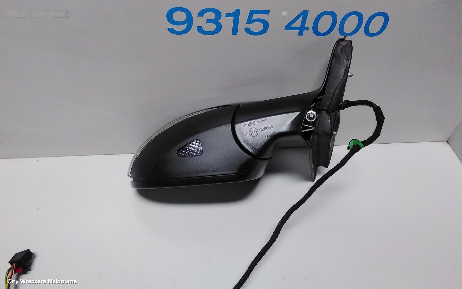 VOLKSWAGEN JETTA RIGHT DOOR MIRROR, 1B, POWER FOLD (6XP CODE), 08/2011 - 06/2015
