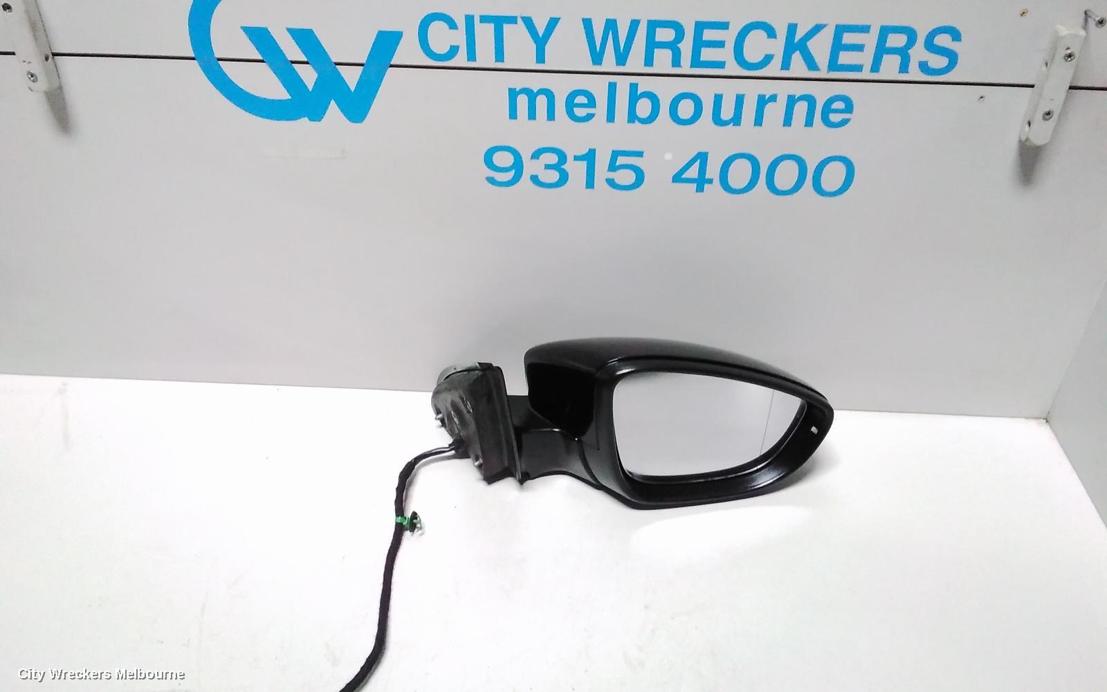 VOLKSWAGEN JETTA RIGHT DOOR MIRROR, 1B, POWER FOLD (6XP CODE), 08/2011 - 06/2015