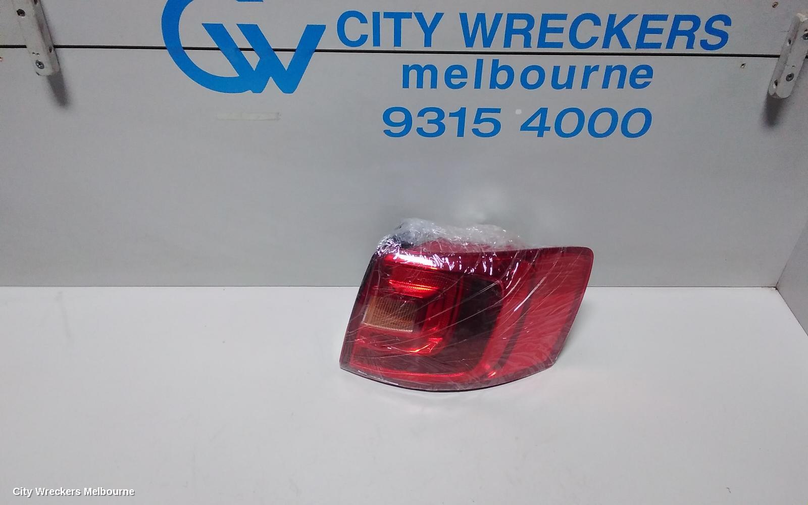 VOLKSWAGEN JETTA RIGHT TAILLIGHT, 1B, 02/2011 - 10/2014
