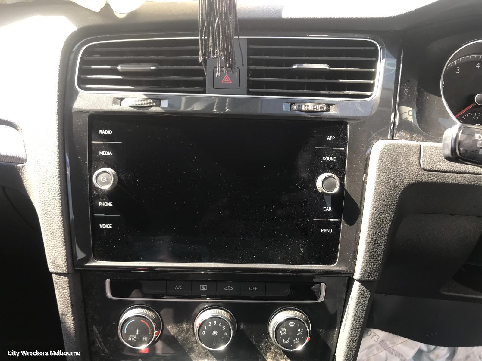 VOLKSWAGEN GOLF LEFT FRONT DOOR, GEN 7, 5DR HATCH, 12/2012 - 08/2020