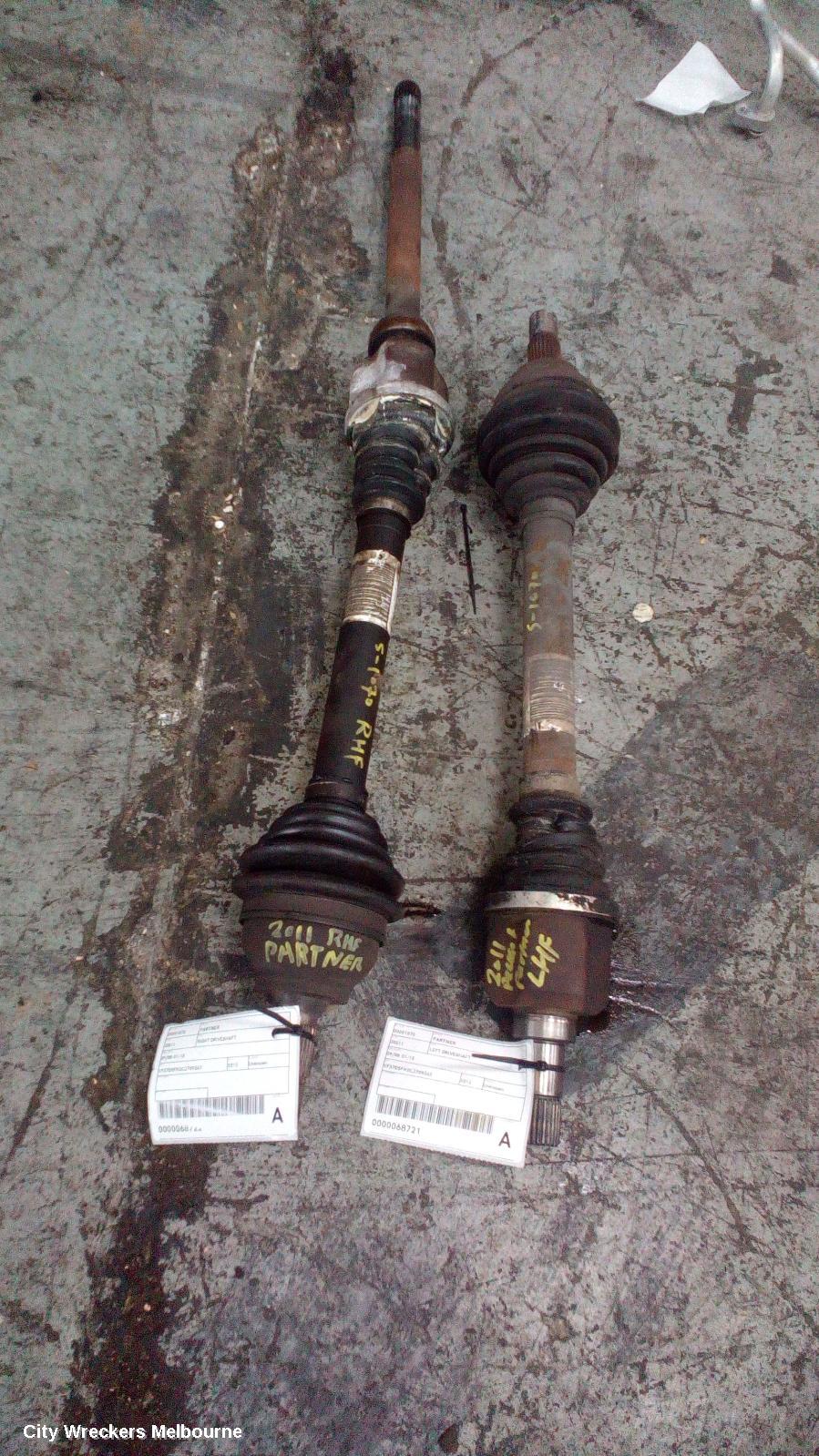 PEUGEOT PARTNER LEFT DRIVESHAFT, 09/2008 - 01/2015