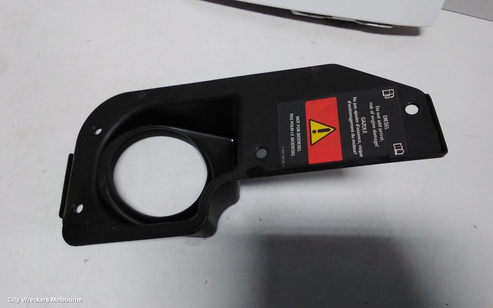MERCEDES SPRINTER FUEL DOOR / FILLER, NCV3, 10/2006 - 04/2018