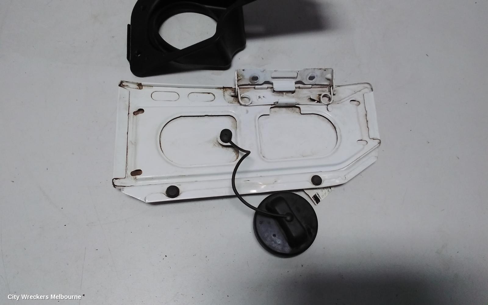 MERCEDES SPRINTER FUEL DOOR / FILLER, NCV3, 10/2006 - 04/2018