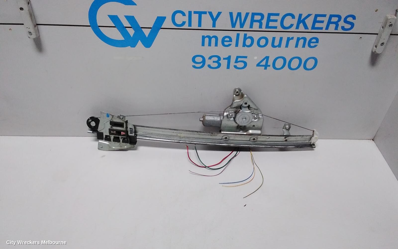 MITSUBISHI PAJERO RIGHT FRONT WINDOW REG/MOTOR, NS-NW, 5DR WAGON, 11/2006 ONWARDS