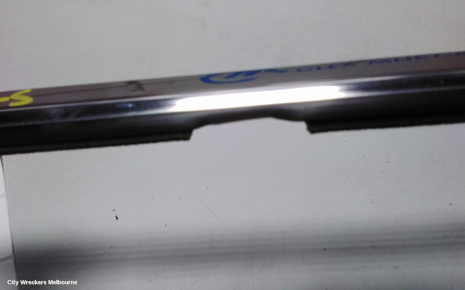SUBARU OUTBACK DOOR MOULD, CHROME MOULD RHR: 68935, RH REAR, 6TH GEN, 08/2014 - 12/2020