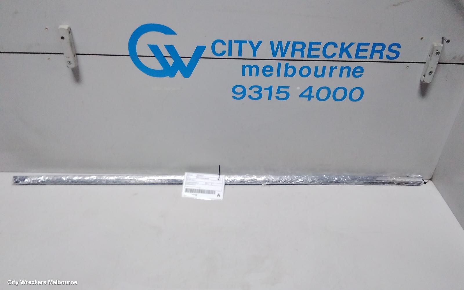 SUBARU OUTBACK DOOR MOULD, CHROME MOULD RHR: 68935, RH REAR, 6TH GEN, 08/2014 - 12/2020