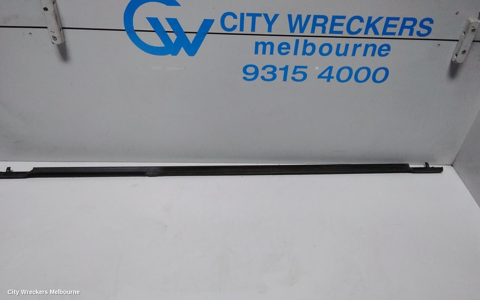 SUBARU OUTBACK DOOR MOULD, CHROME MOULD RHR: 68935, RH REAR, 6TH GEN, 08/2014 - 12/2020