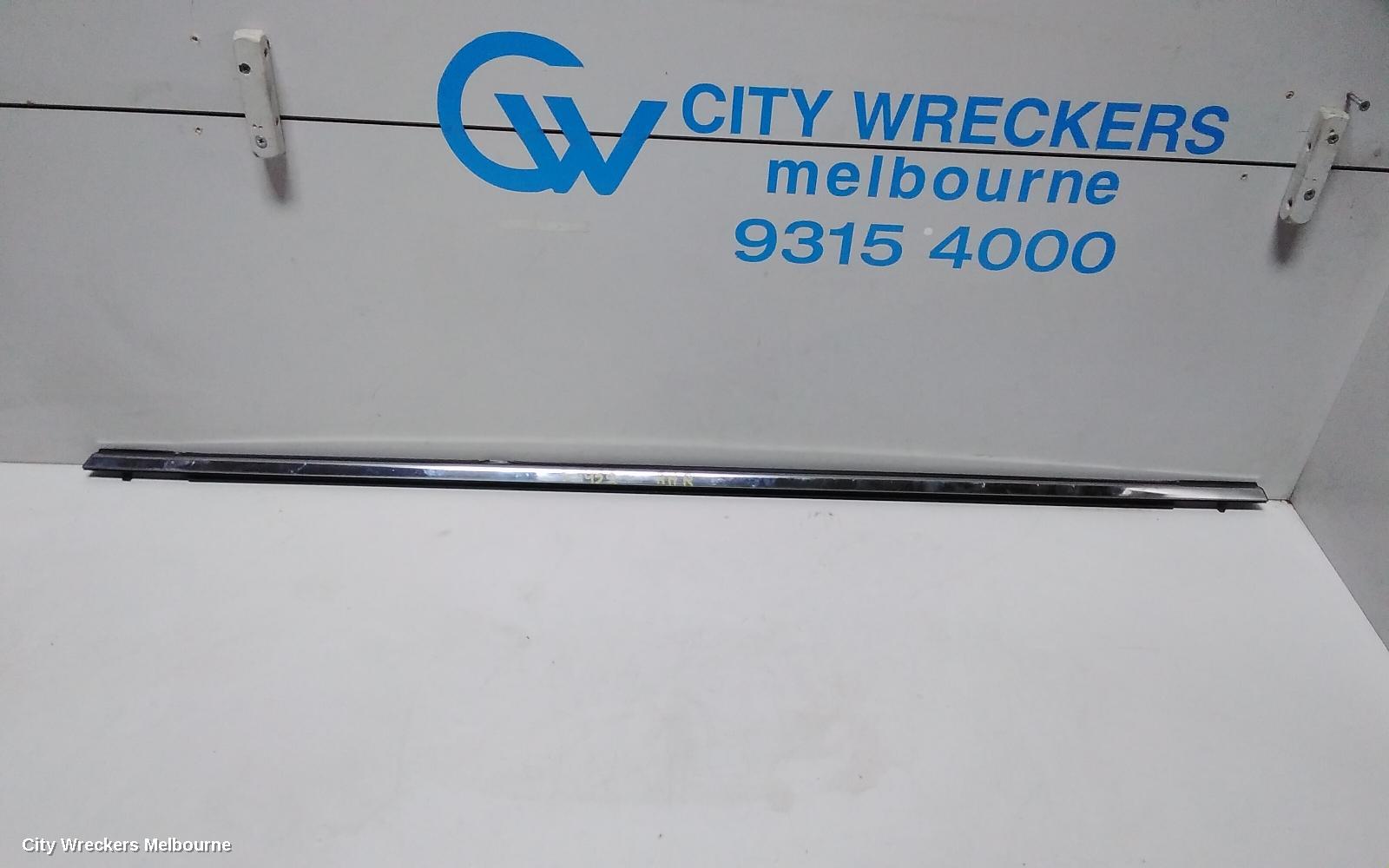 SUBARU OUTBACK DOOR MOULD, CHROME MOULD RHR: 68935, RH REAR, 6TH GEN, 08/2014 - 12/2020