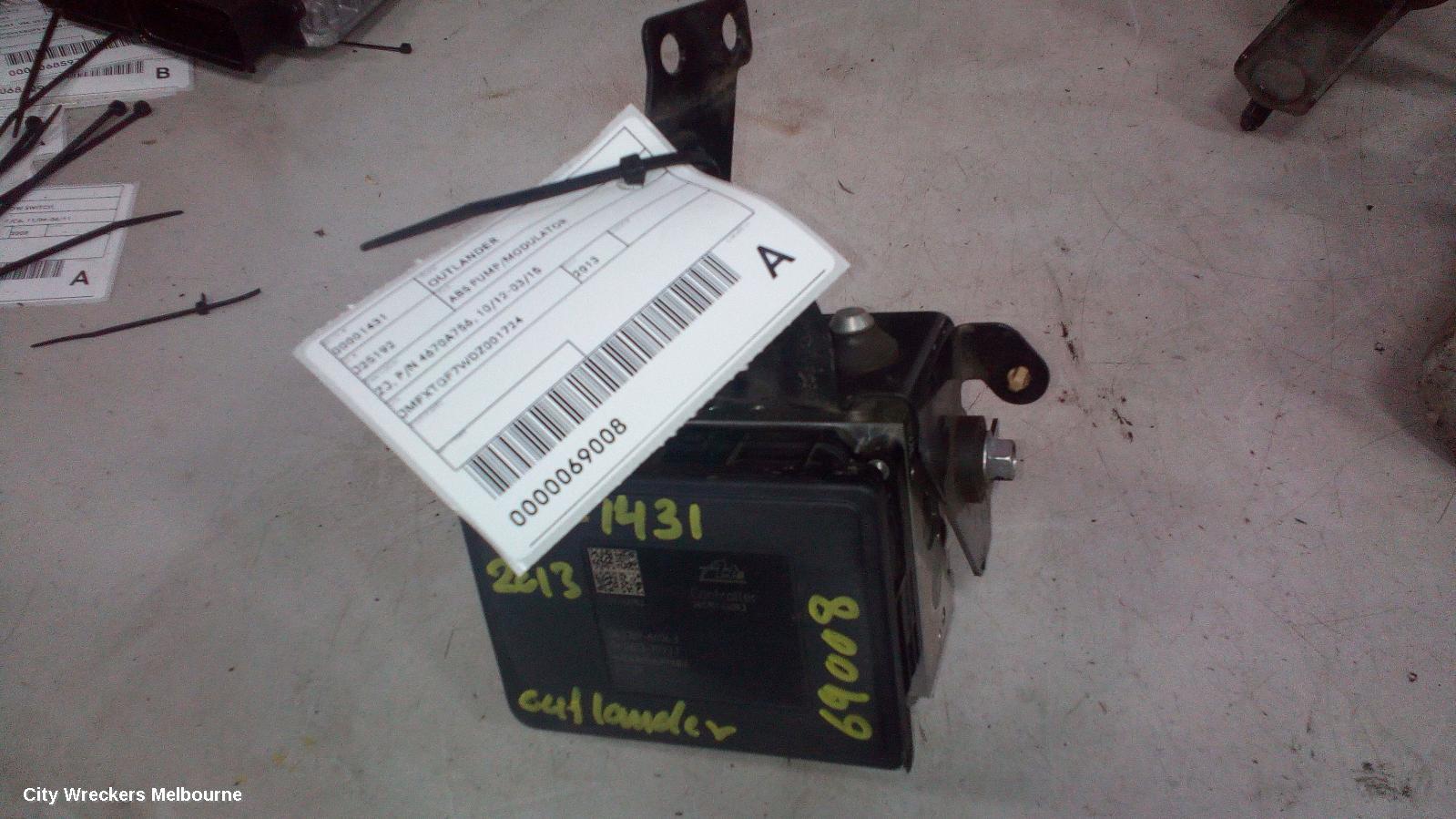 MITSUBISHI OUTLANDER ABS PUMP/MODULATOR, ZJ, P/N 4670A756, 10/2012 - 03/2015