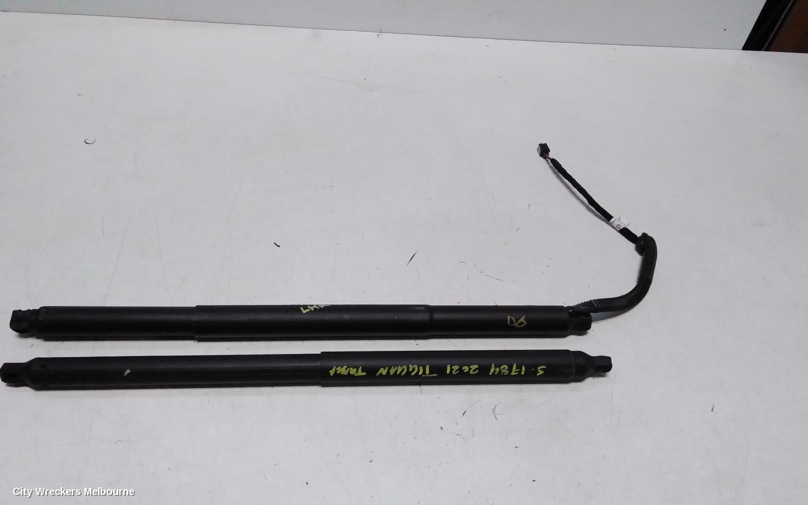 VOLKSWAGEN TIGUAN HATCH STRUT, TAILGATE STRUT (PAIR), POWER LIFT TYPE, 5NA, 06/2016 ONWARDS