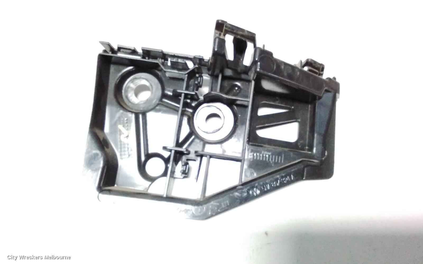 VOLKSWAGEN TIGUAN, 5NA, 06/2016 - 02/2024, RHR BAR BRAKET: 69044