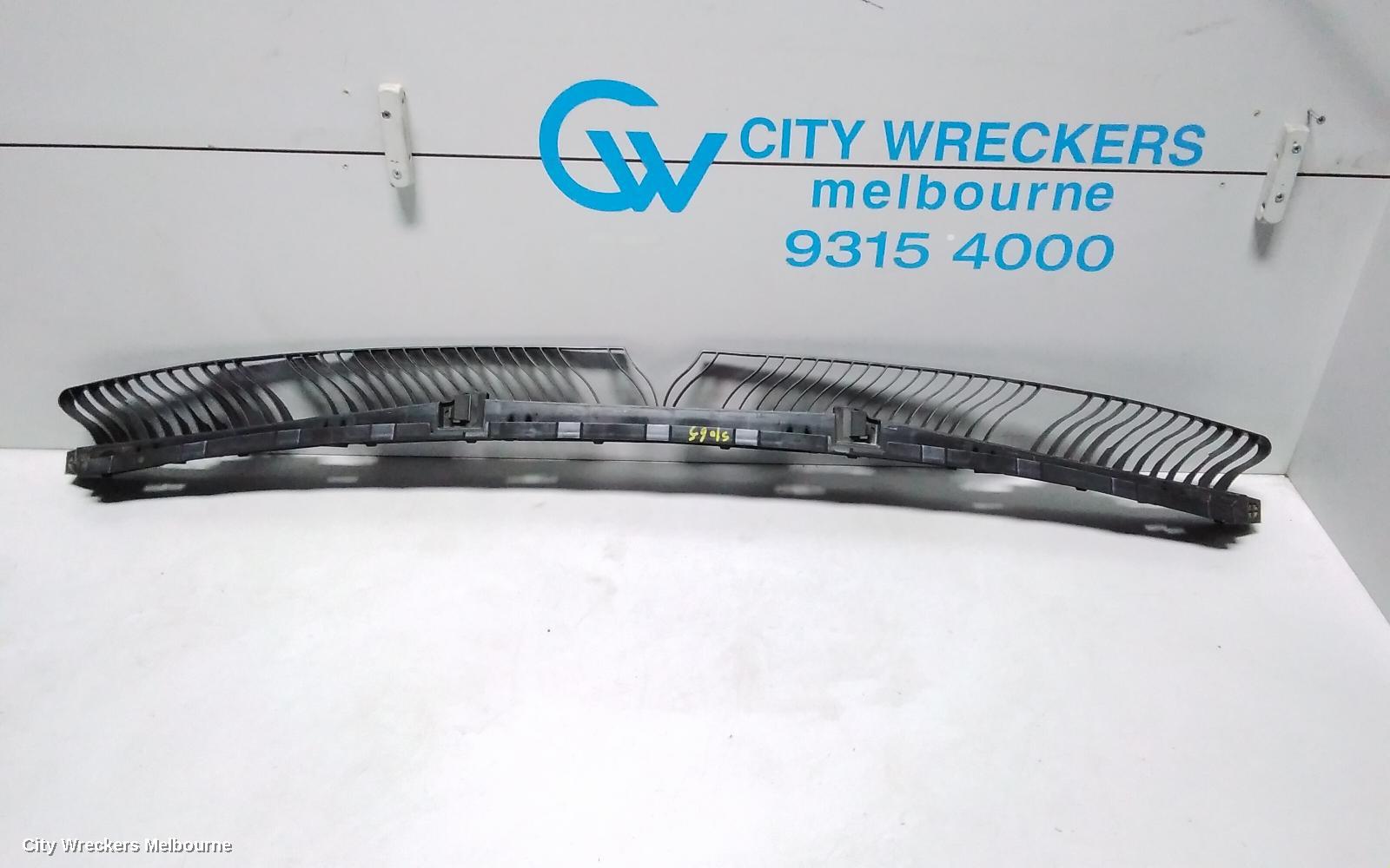 VOLKSWAGEN TIGUAN, 5NA, 06/2016 - 02/2024, REAR BAR CENTER BRAKET: 69046
