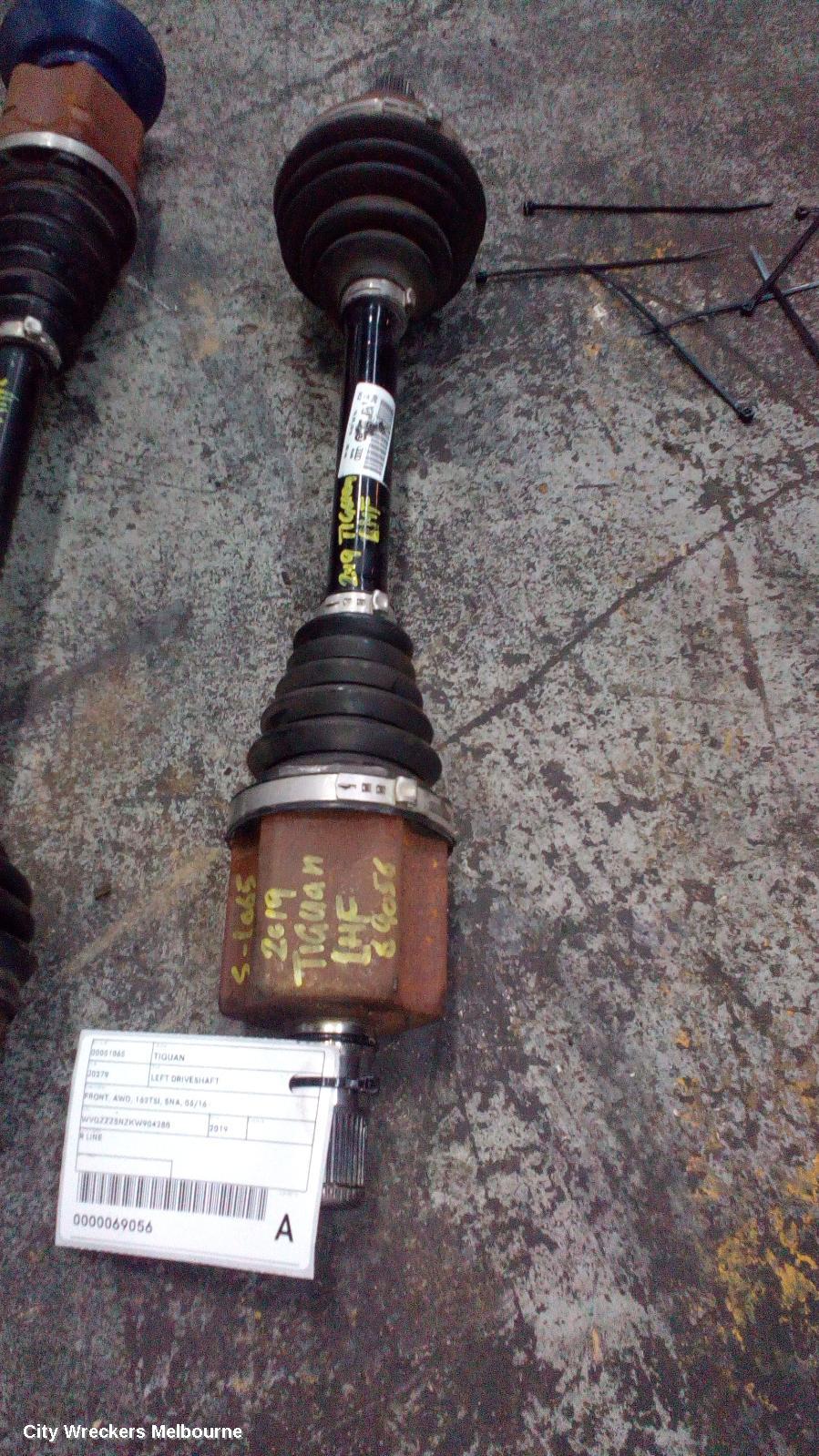 VOLKSWAGEN TIGUAN LEFT DRIVESHAFT, FRONT, AWD, 162TSI, 5NA, 06/2016 ONWARDS