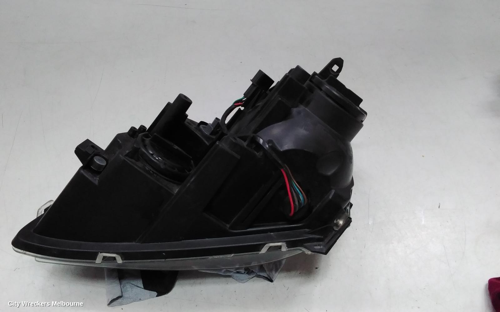 MITSUBISHI 380 RIGHT HEADLAMP, DB, VRX/GT TYPE, 09/2005 - 03/2008