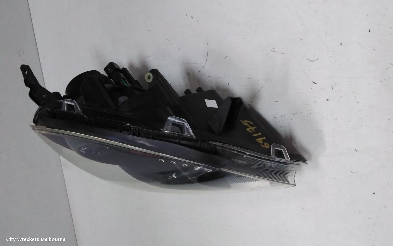 MITSUBISHI 380 RIGHT HEADLAMP, DB, VRX/GT TYPE, 09/2005 - 03/2008