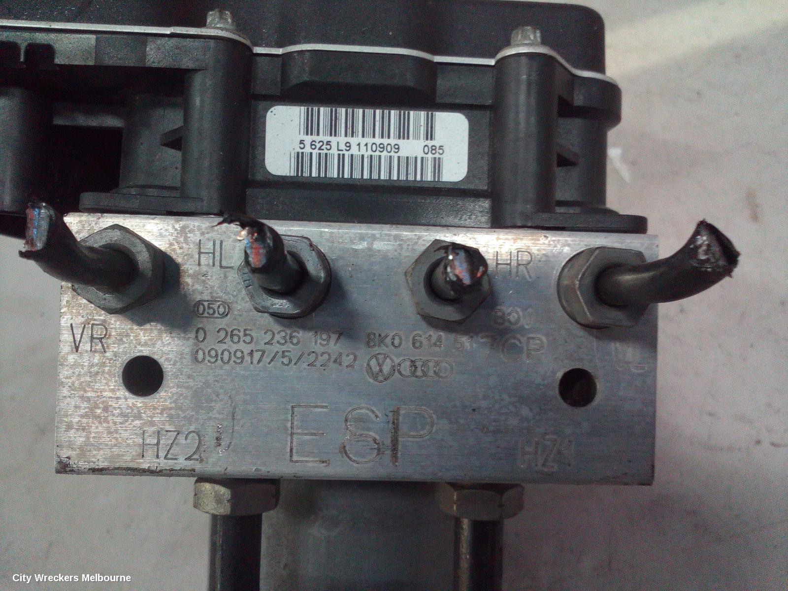 AUDI A4 ABS PUMP/MODULATOR, B8 8K, P/N 8K0614517CP, 02/2008 - 09/2015