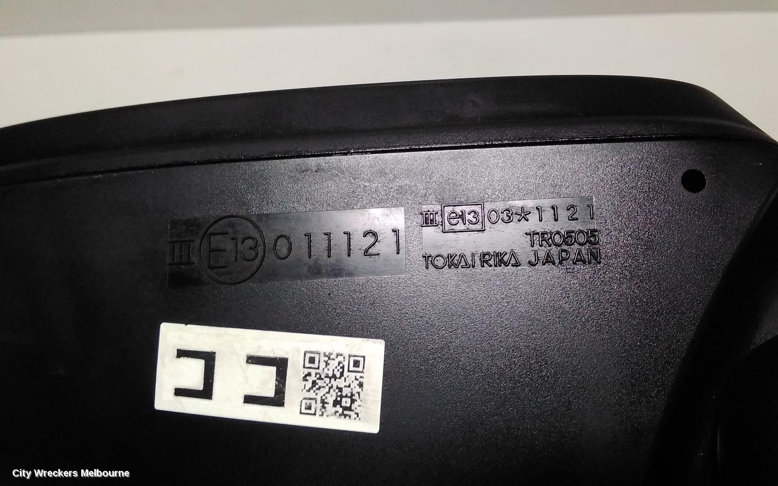 SUZUKI SX4 LEFT DOOR MIRROR, NON FLASHER, 3 WIRE TYPE, 02/2007 - 01/2014