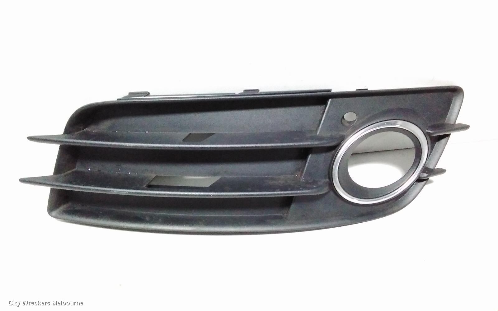 AUDI A4 RIGHT INDICATOR/FOG/SIDE, BUMPER FOGLAMP, B8 8K, 02/2008 - 06/2012