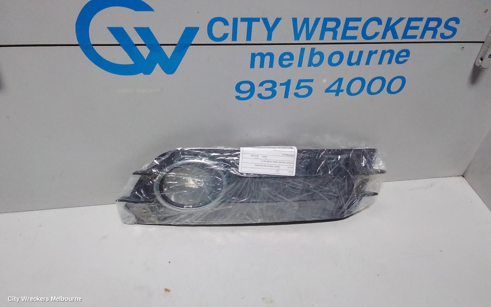 AUDI A4 RIGHT INDICATOR/FOG/SIDE, BUMPER FOGLAMP, B8 8K, 02/2008 - 06/2012