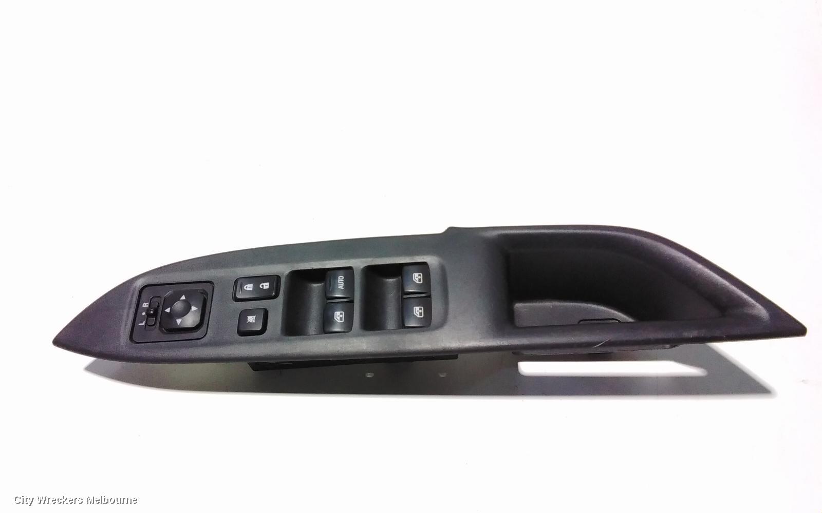 MITSUBISHI OUTLANDER PWR DR WIND SWITCH, RH FRONT (MASTER SWITCH), ZK, 04/2015 - 03/2018