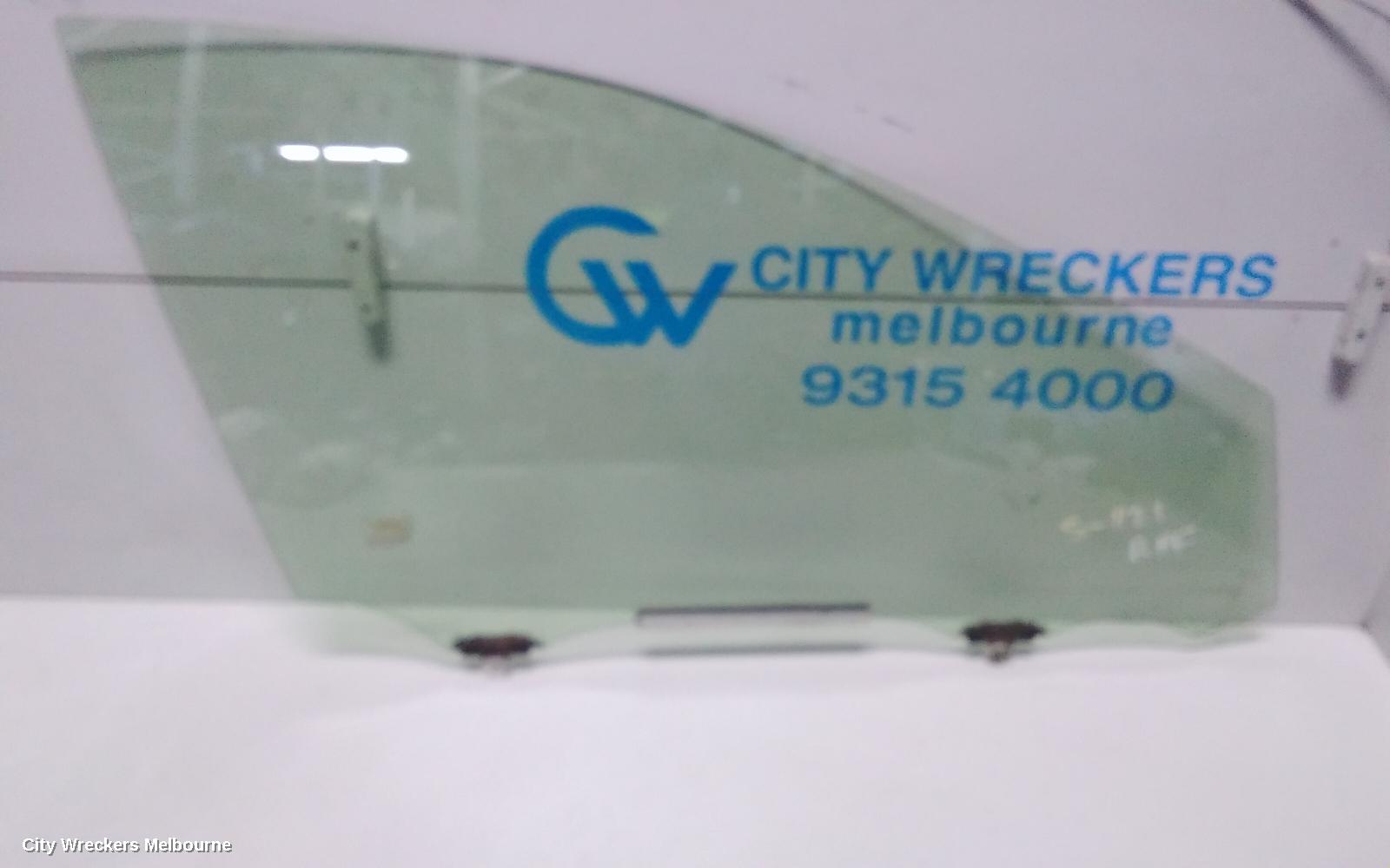 TOYOTA RAV4 RIGHT FRONT DOOR WINDOW, XA40, 12/2012 - 11/2018