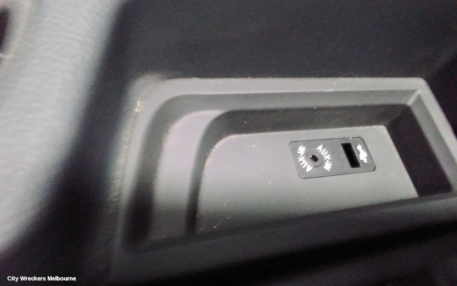 BMW 3 SERIES CONSOLE, LEATHER, F30/F31/F34, 11/2011 ONWARDS