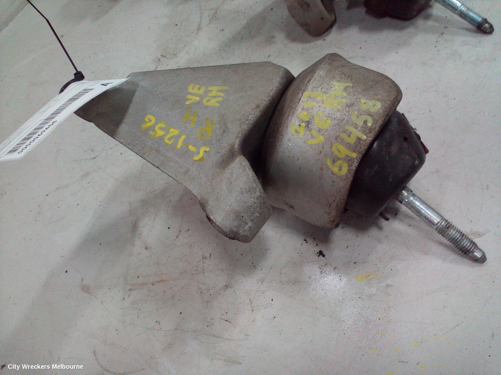 HOLDEN COMMODORE MOUNT, ENGINE MOUNT, LEFT, 3.0 V6, SIDI, LF1/LFW, VE, 08/2009 - 05/2013