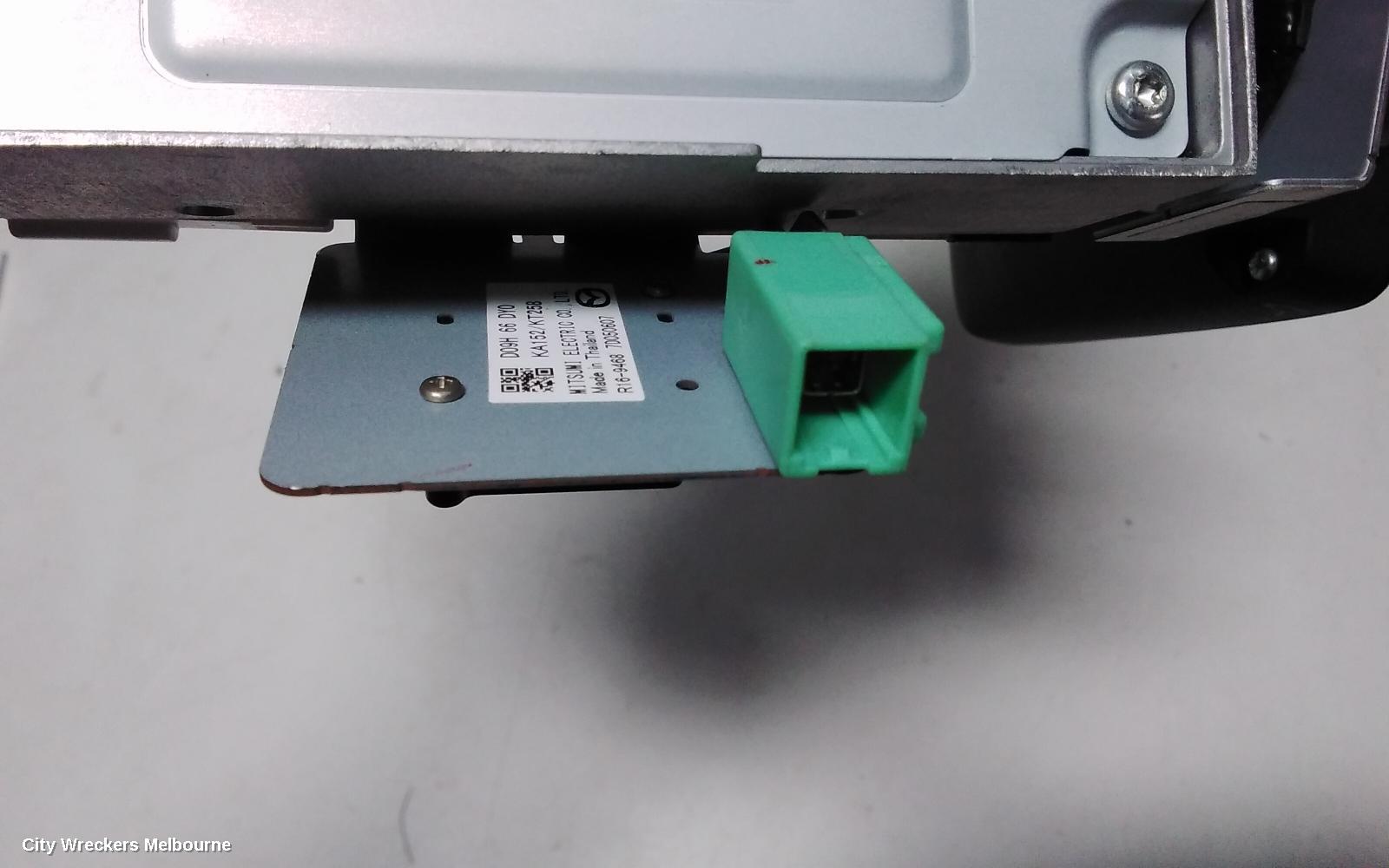 MAZDA CX3 RADIO/CD/DVD/SAT/TV, DISPLAY UNIT, 7IN TOUCHSCREEN, DK, 03/2015 - 02/2022
