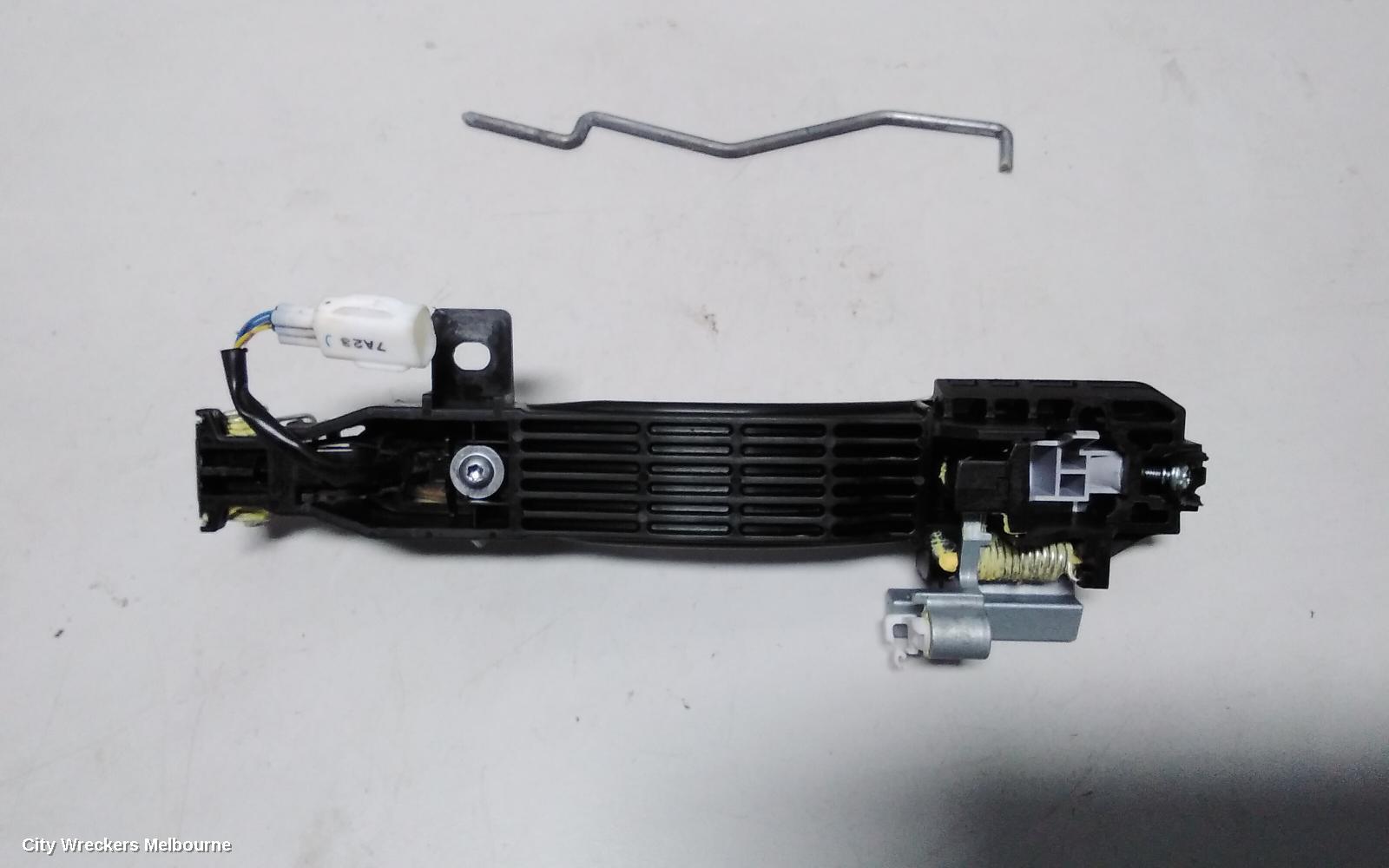 MAZDA CX3 DOOR HANDLE, OUTER, LH FRONT, W/ KEYLESS ENTRY TYPE, COLOUR CODED, DK, 03/2015 ONWARDS