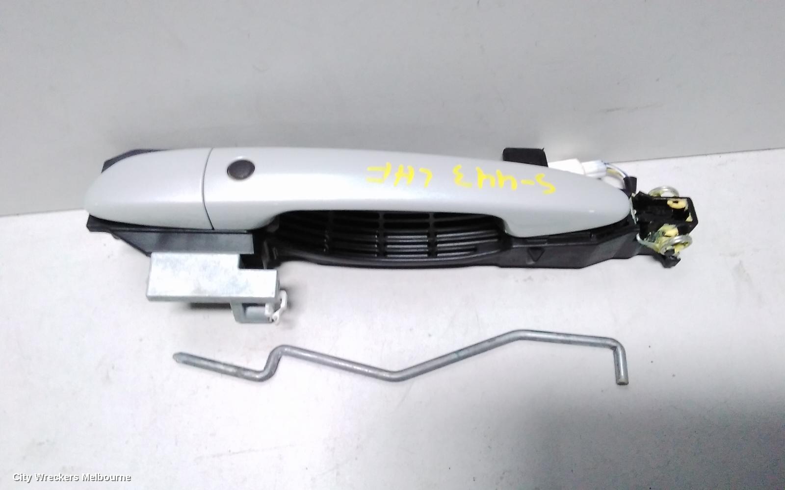 MAZDA CX3 DOOR HANDLE, OUTER, LH FRONT, W/ KEYLESS ENTRY TYPE, COLOUR CODED, DK, 03/2015 ONWARDS