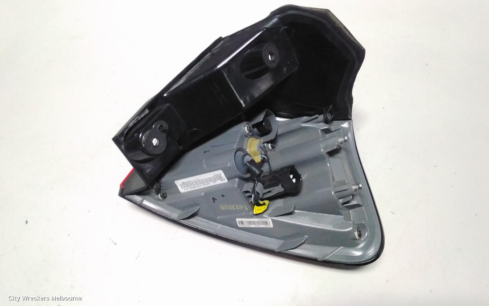 JEEP CHEROKEE LEFT TAILLIGHT, KL, IN BODY, 02/2014 - 03/2018