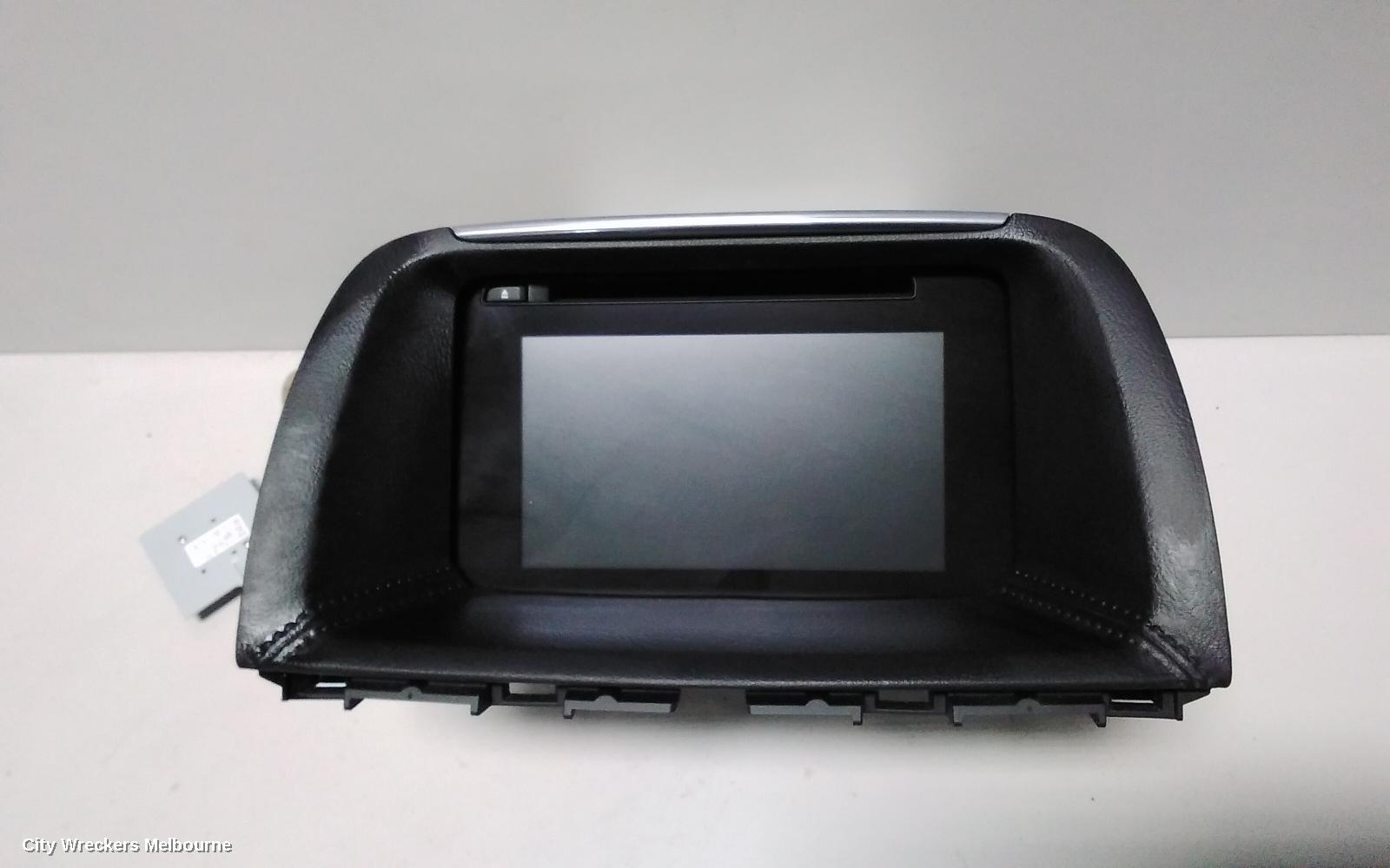 MAZDA CX5 RADIO/CD/DVD/SAT/TV, TOUCH SCREEN, 7IN, KE, 01/2015 - 12/2016