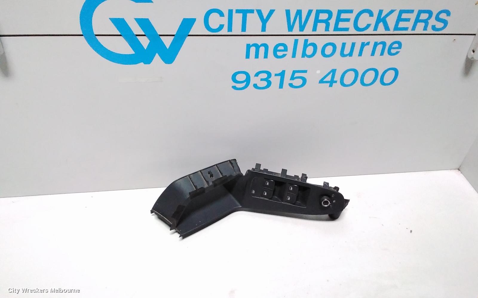 AUDI A5 PWR DR WIND SWITCH, RH FRONT (MASTER SWITCH), 8T, HATCH, 10/2009 - 08/2011