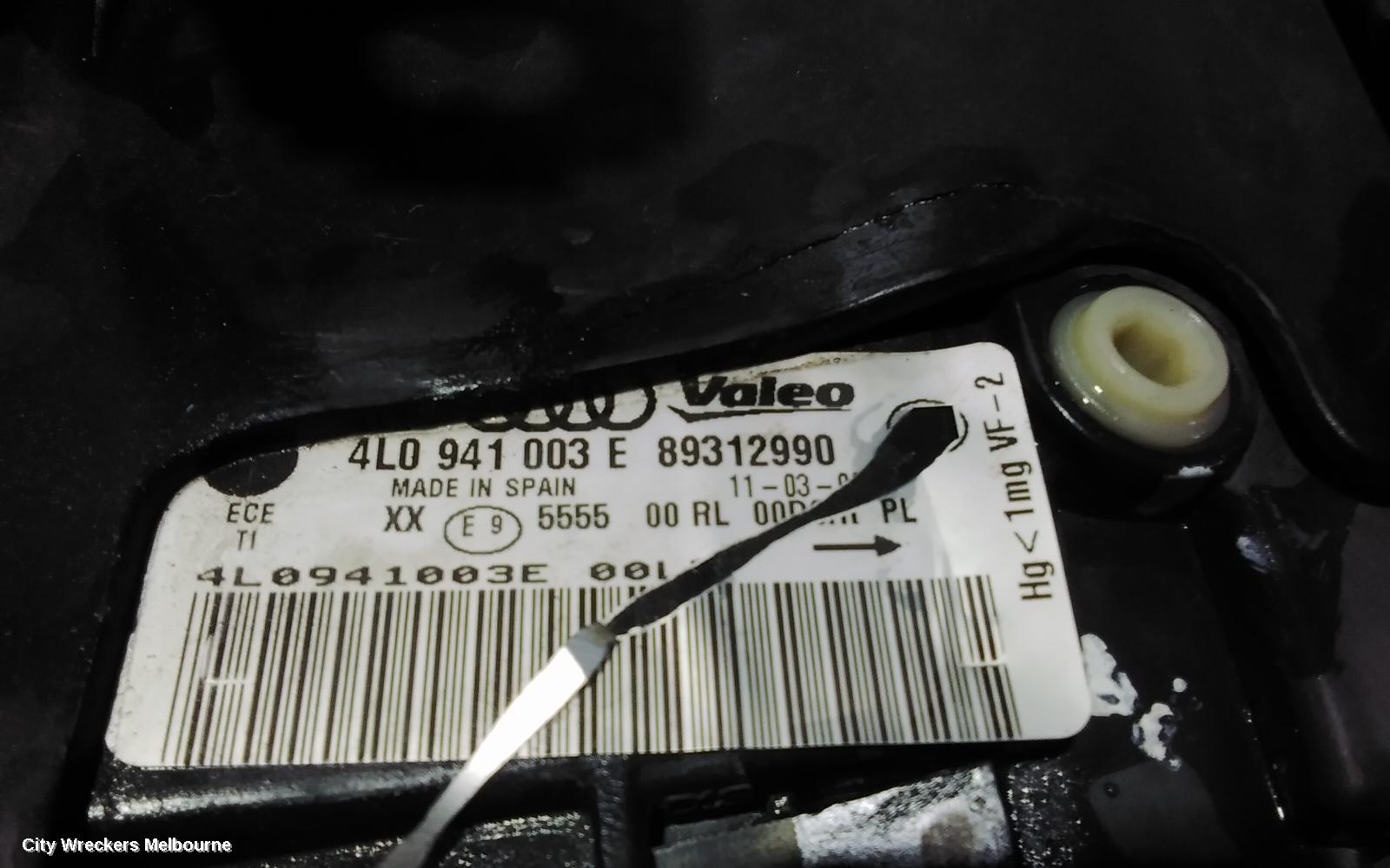 AUDI Q7 LEFT HEADLAMP, 4L, XENON, ADAPTIVE TYPE, 09/2006 - 09/2009