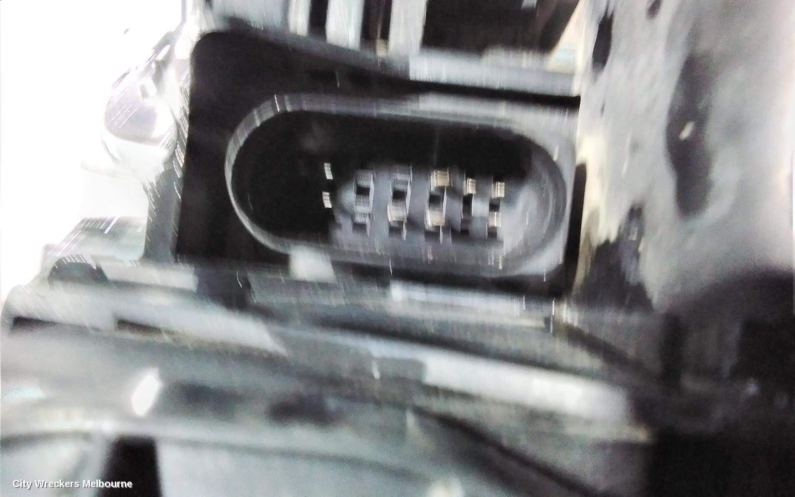 AUDI Q7 LEFT HEADLAMP, 4L, XENON, ADAPTIVE TYPE, 09/2006 - 09/2009